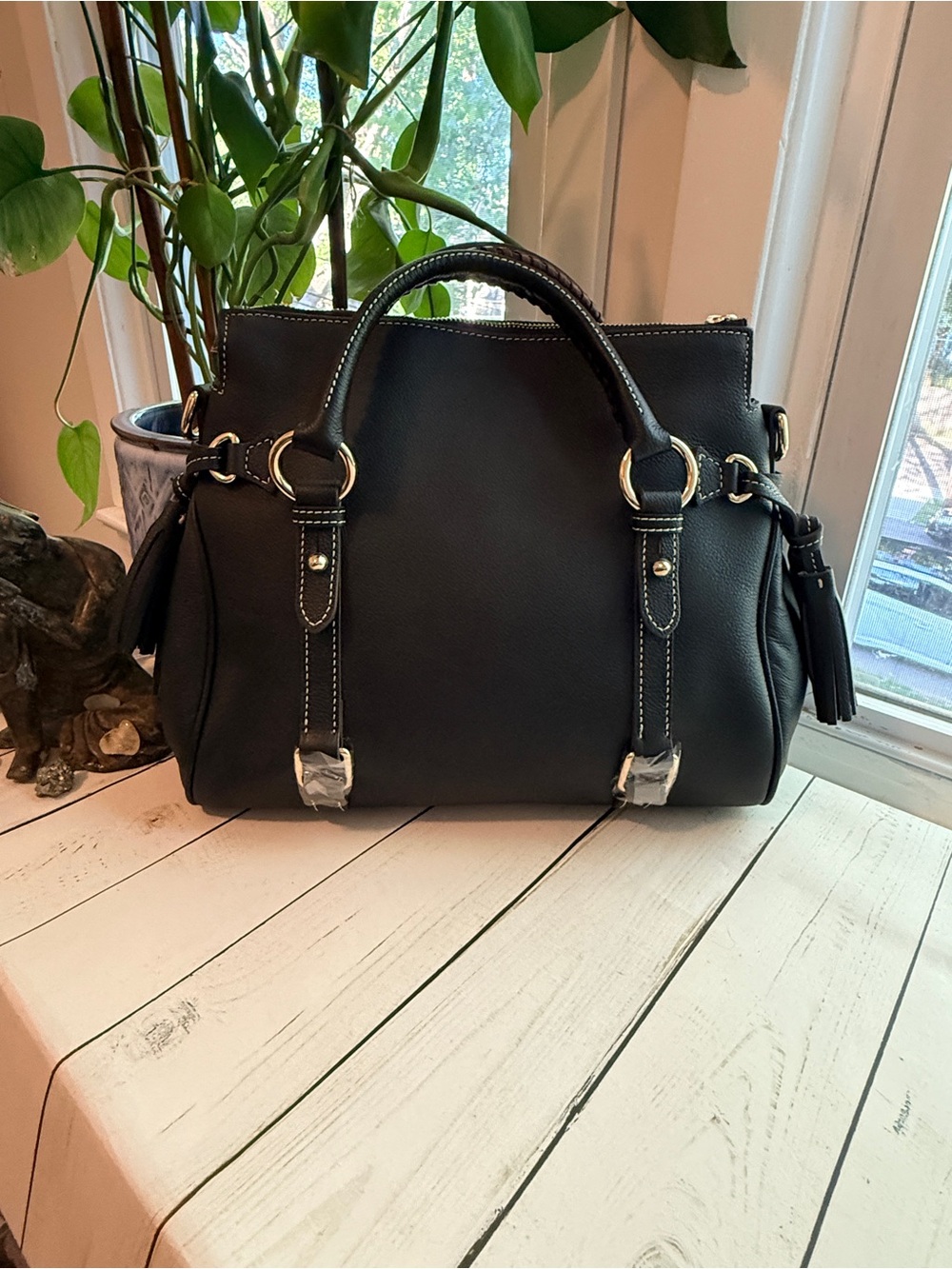 Dooney & Bourke | Black Leather Sorrento Satchel 30 - Picture 3 of 15